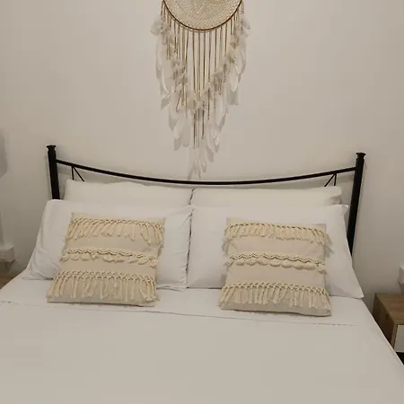 Alma House Apartmán *