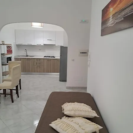 Alma House Apartament *